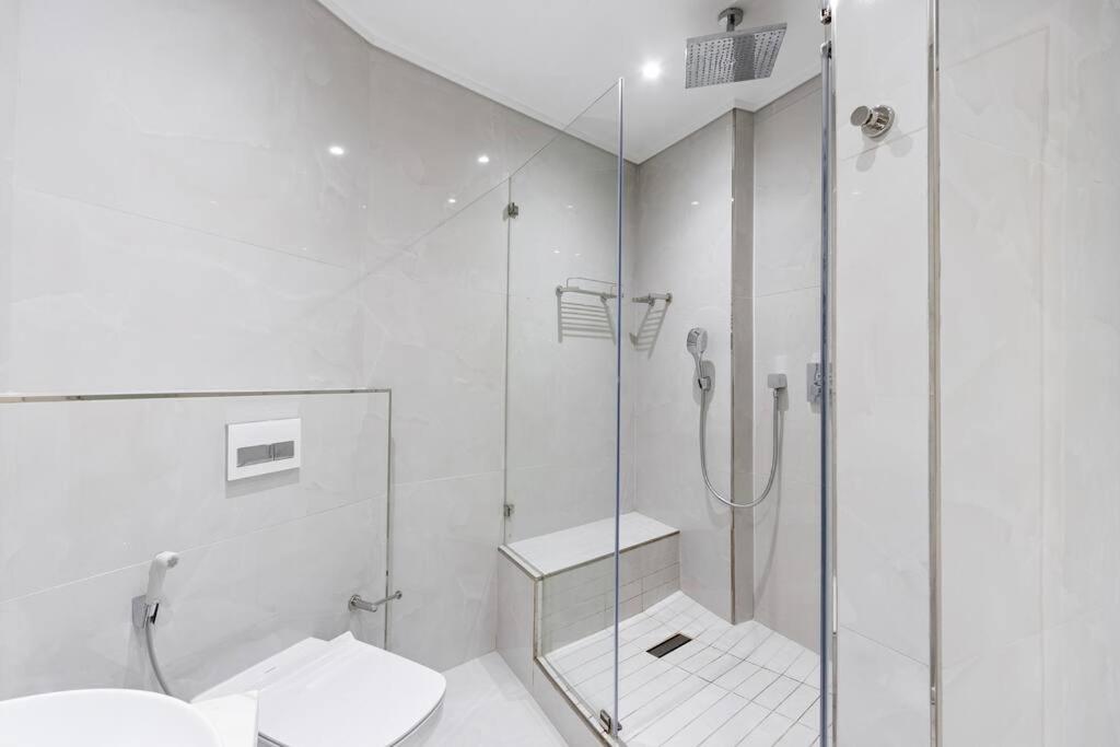 Stunning Ocean Views, Clifton Breakers, Cape Town view 4