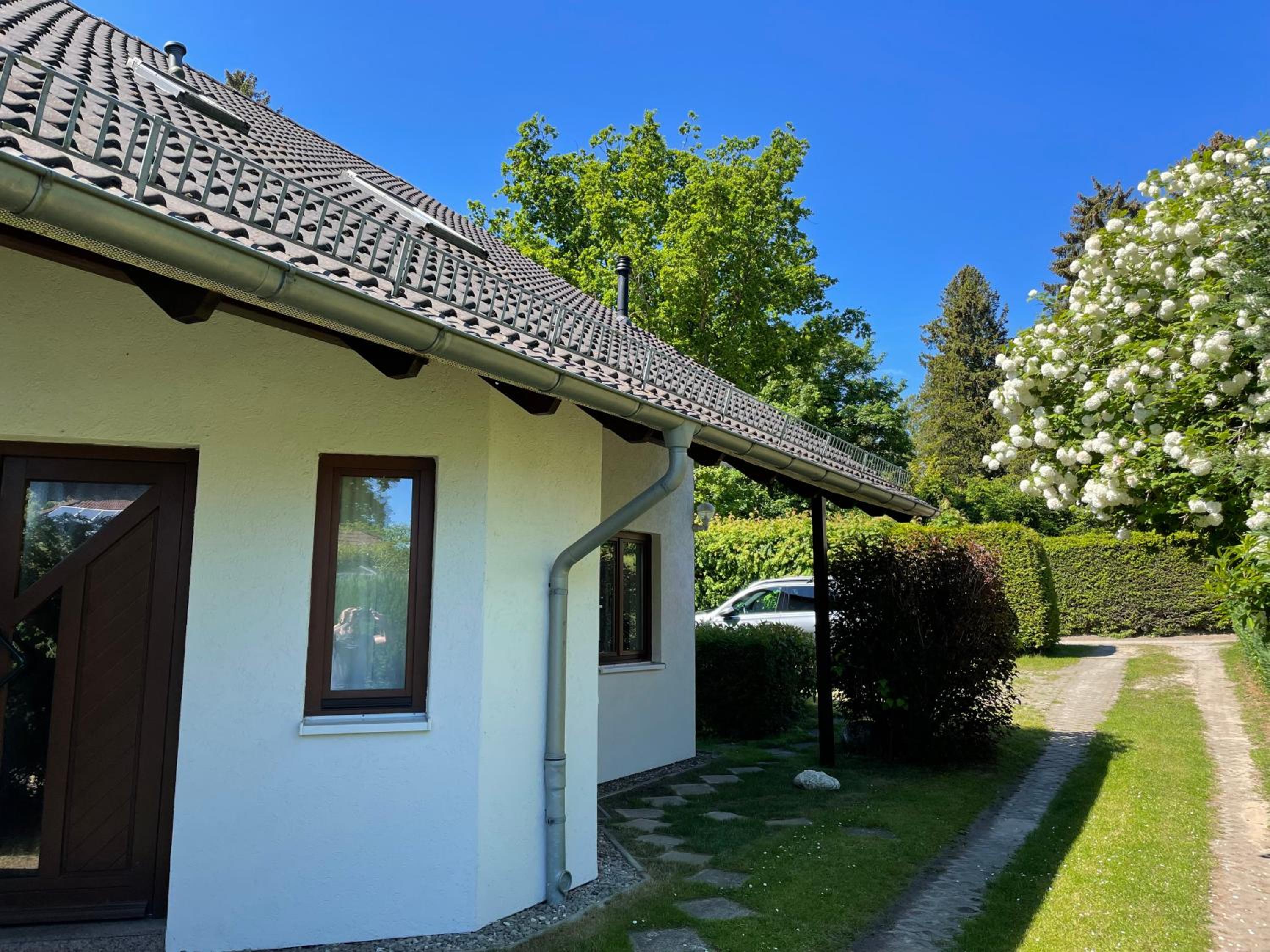 Ferienhaus Lotz mit drei Ferienwohnungen in Putbus auf Rügen