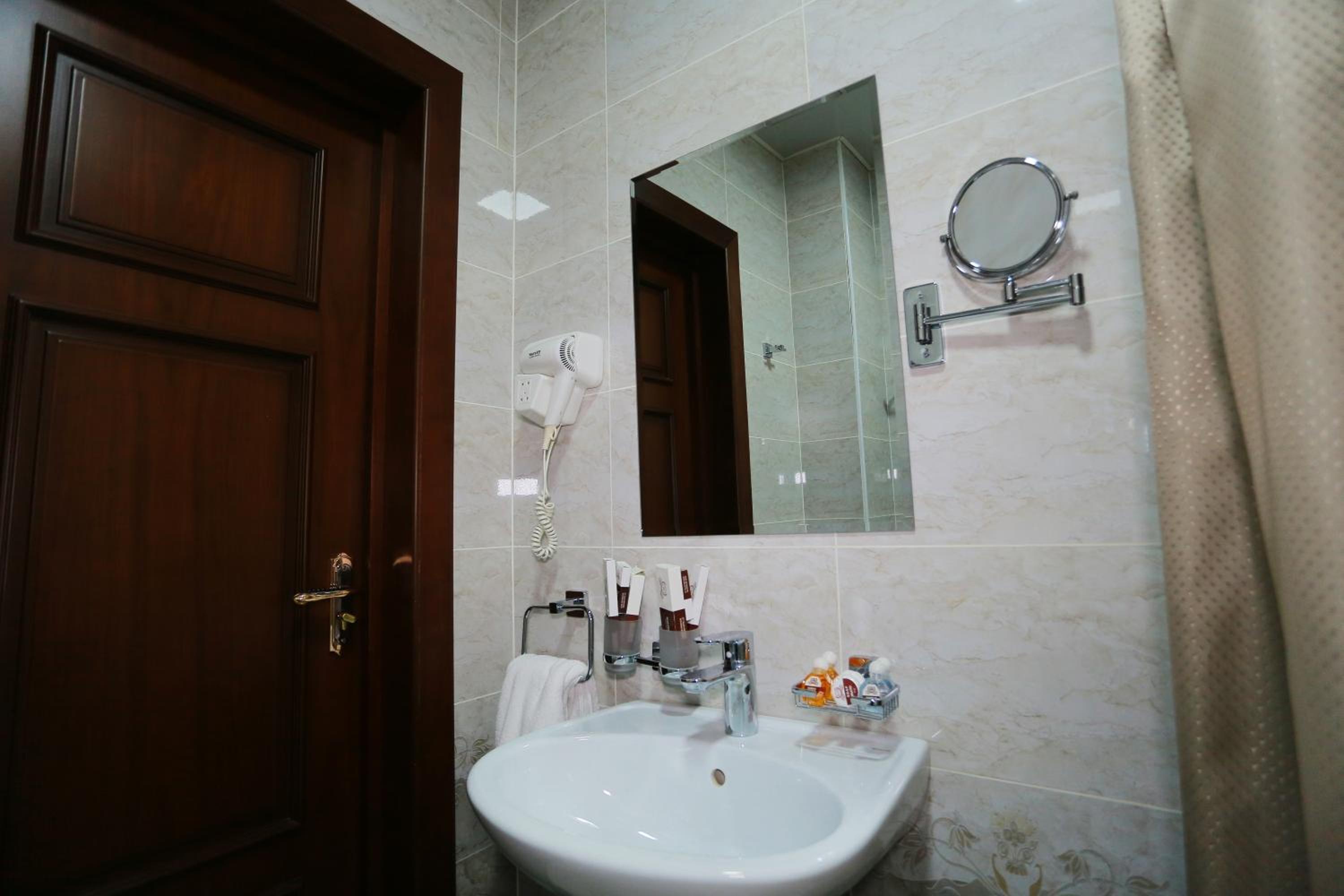 Ark Hotel In Old City view 3