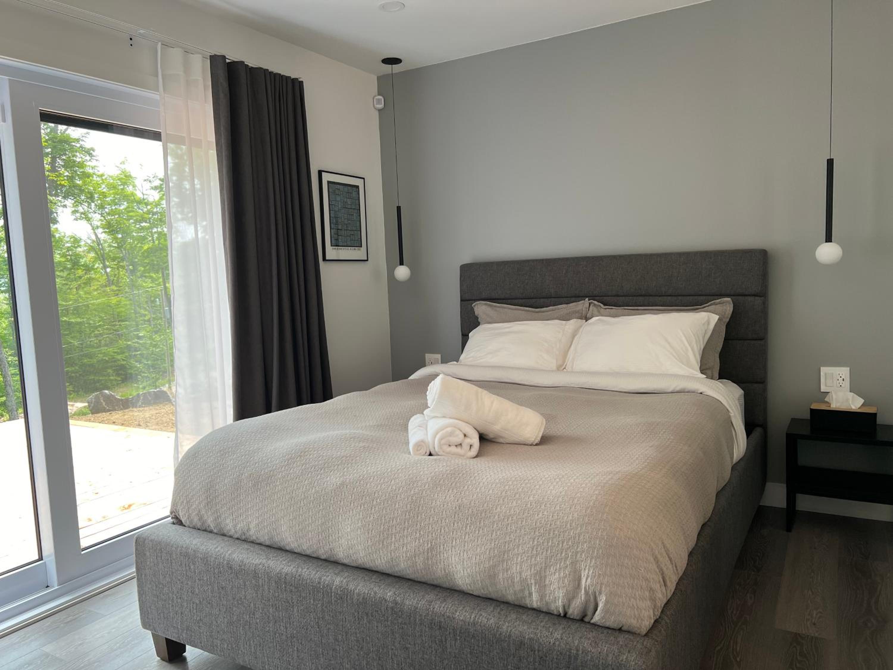 DAX HOUSE Stunning Mont-Tremblant Getaway Retreat