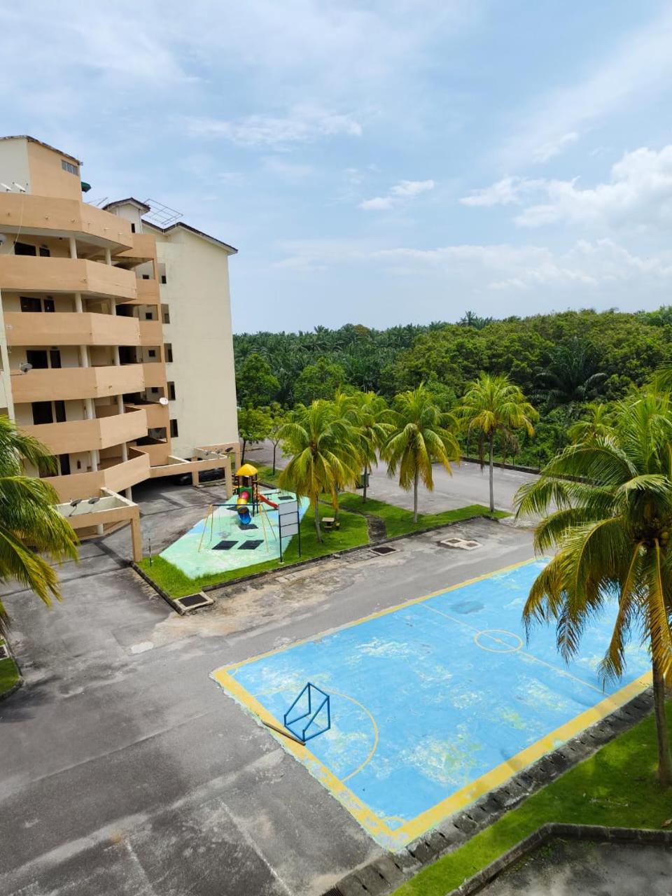 Cozy Studio Apartment in Tiara Beach Resort PD photo 4
