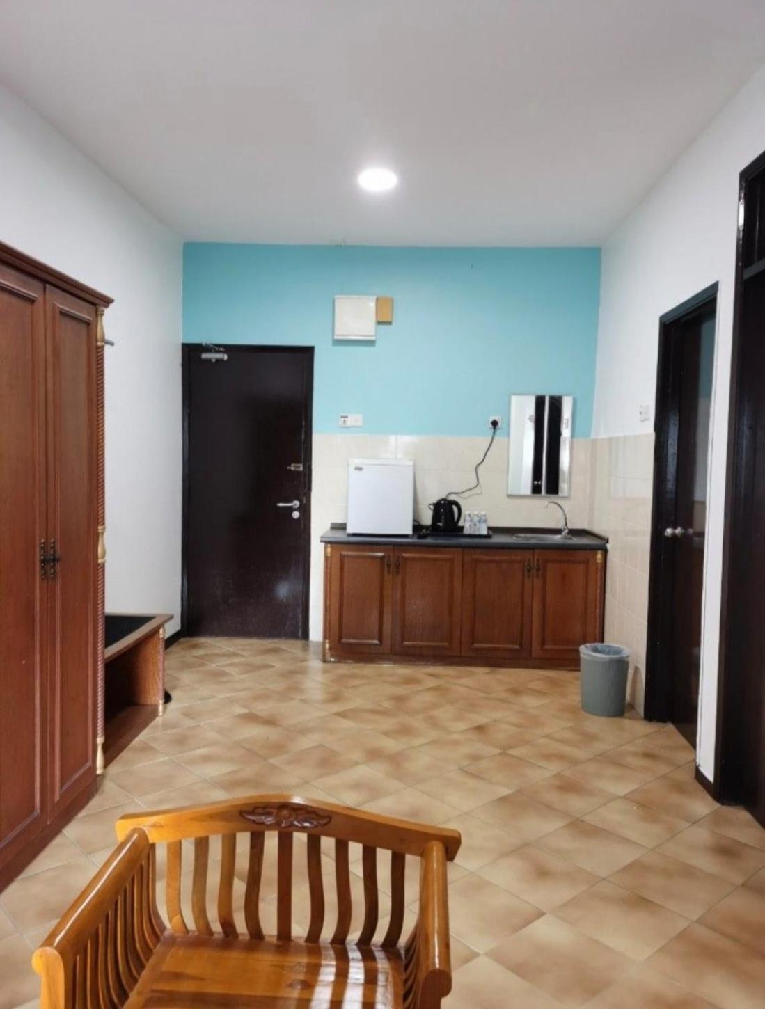 Cozy Studio Apartment in Tiara Beach Resort PD photo 7