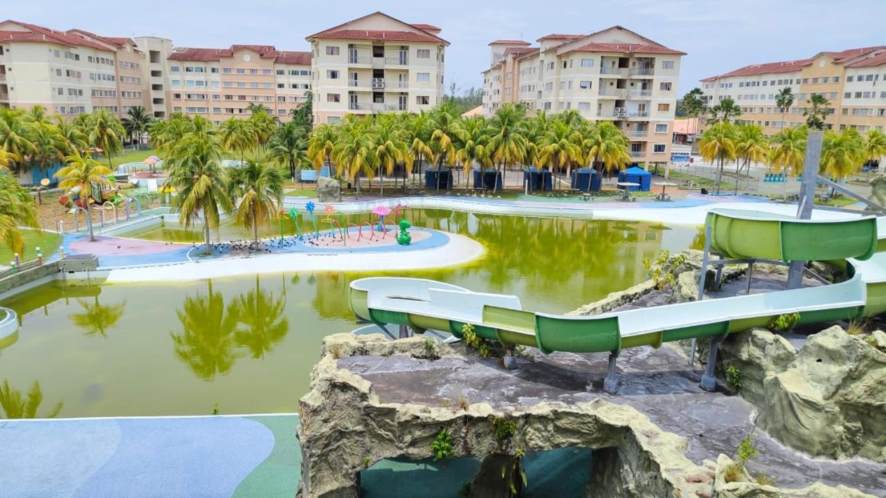 Cozy Studio Apartment in Tiara Beach Resort PD photo 8