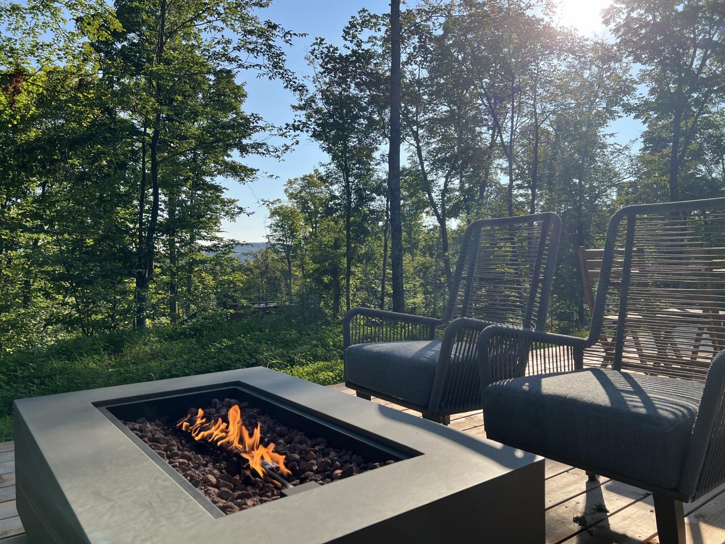DAX HOUSE Stunning Mont-Tremblant Getaway Retreat