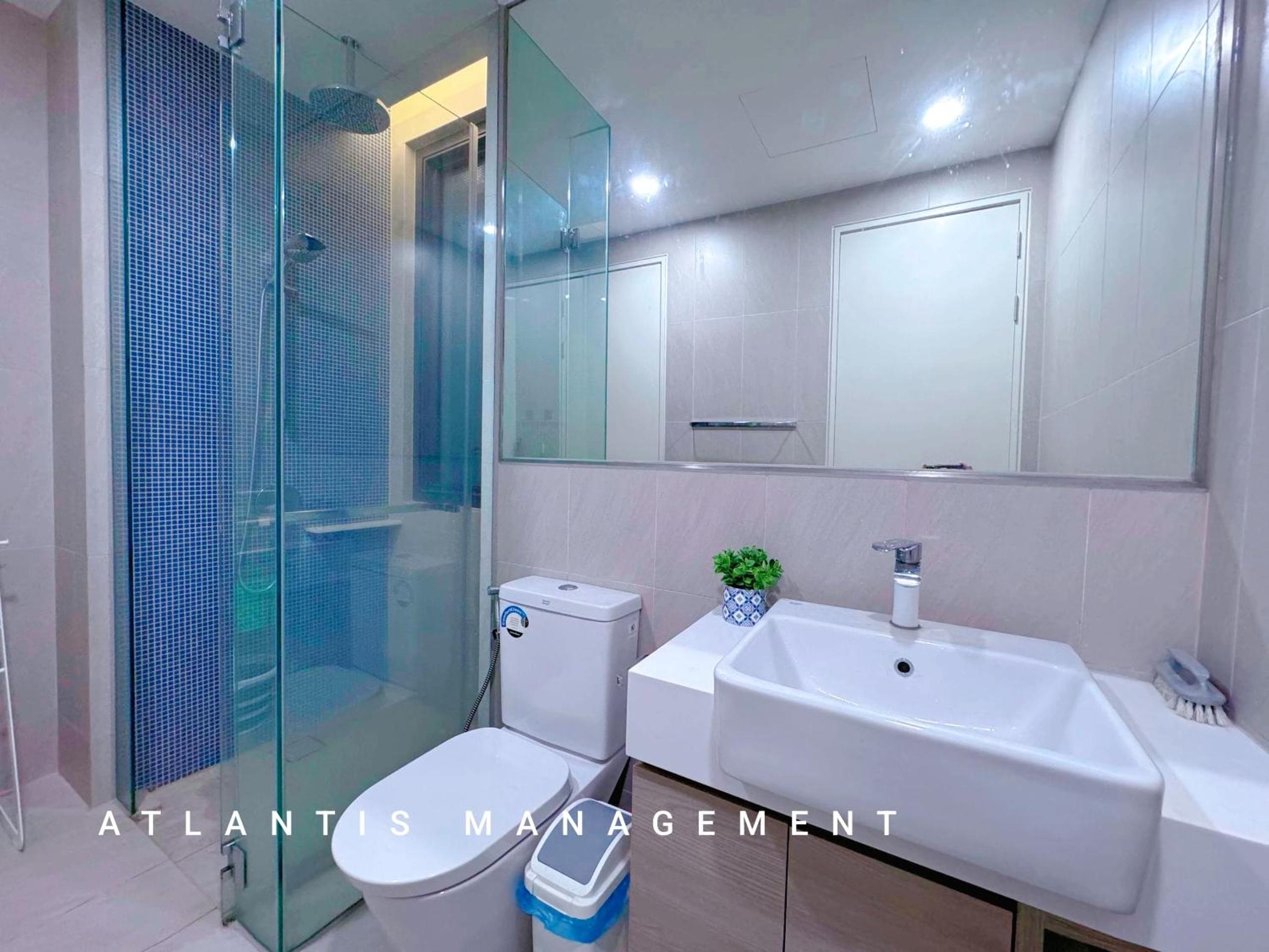 KL Eco City Luxury 2 Bedrooms Apartment, Walking Distance to Mid Valley & The Garden & LRT