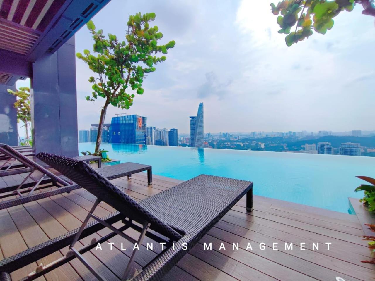 KL Eco City Luxury 2 Bedrooms Apartment, Walking Distance to Mid Valley & The Garden & LRT