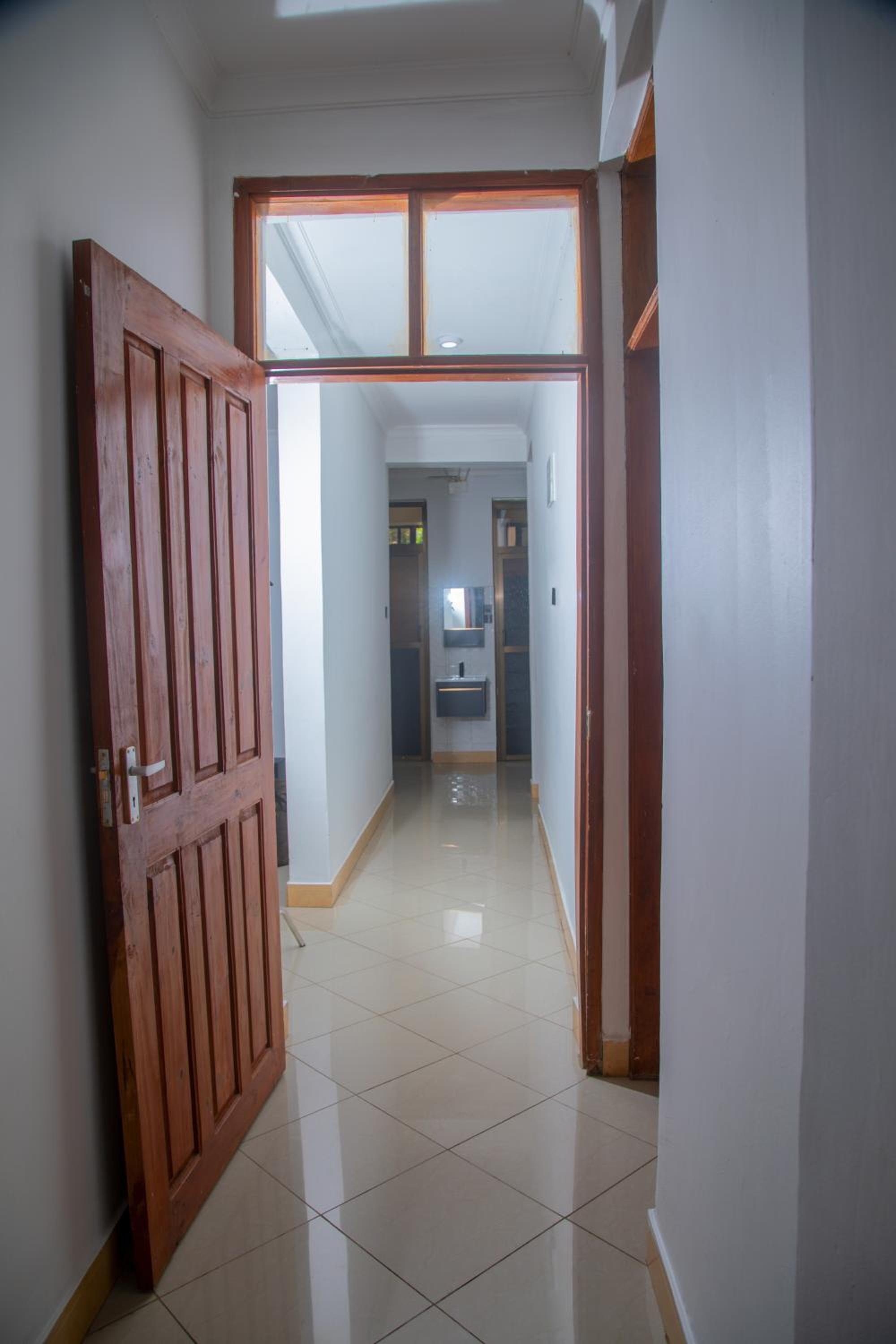 Moshono apartment