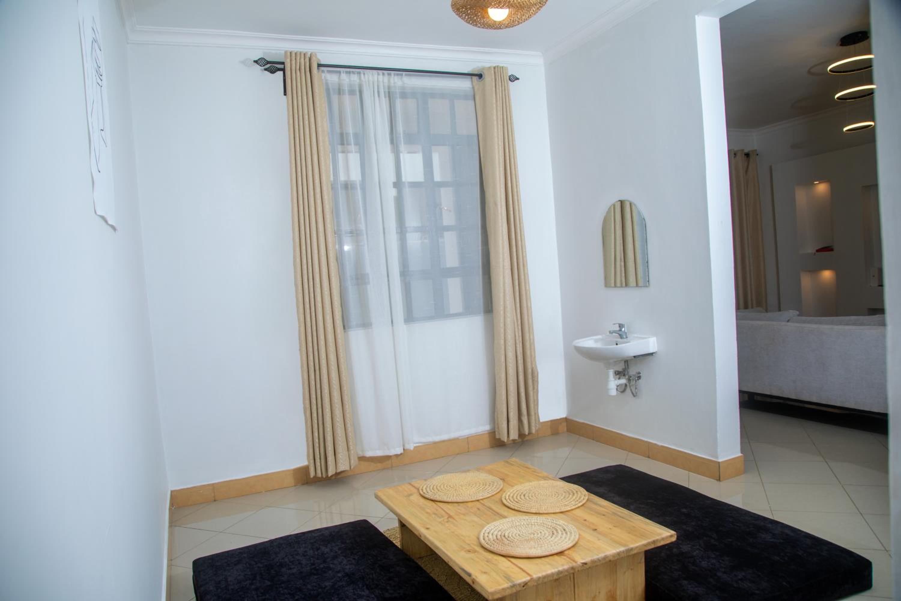 Moshono apartment