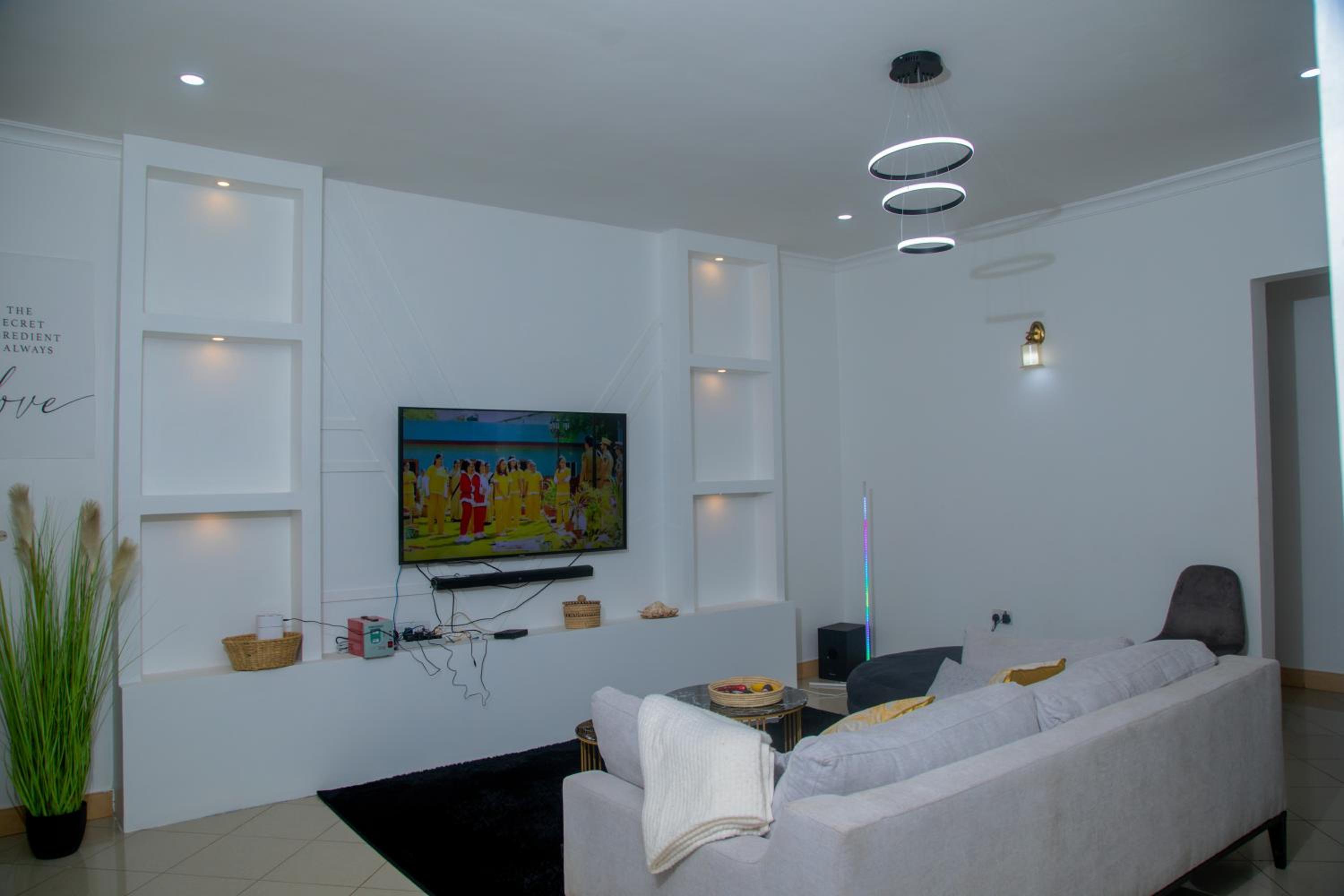 Moshono apartment