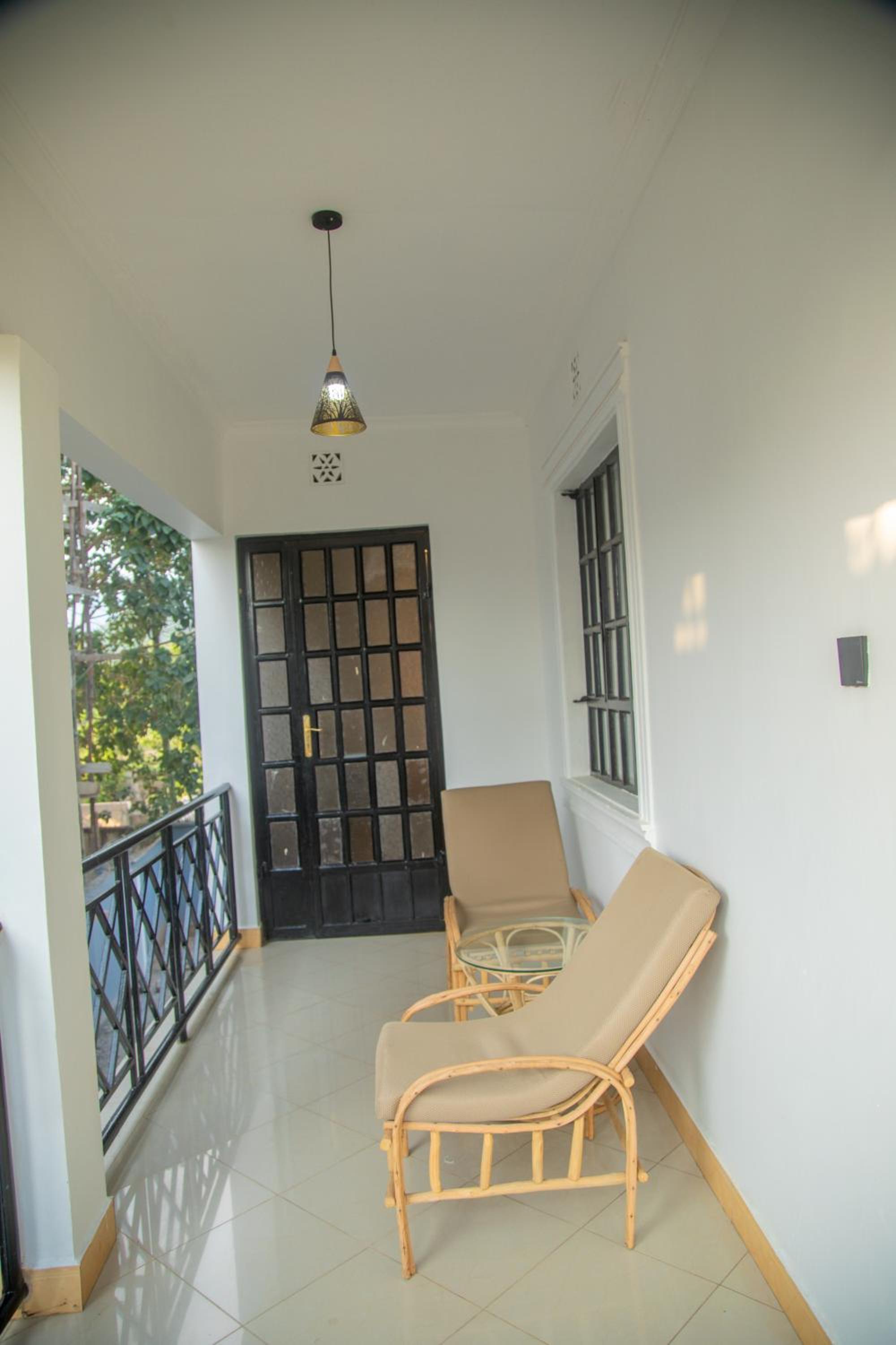 Moshono apartment