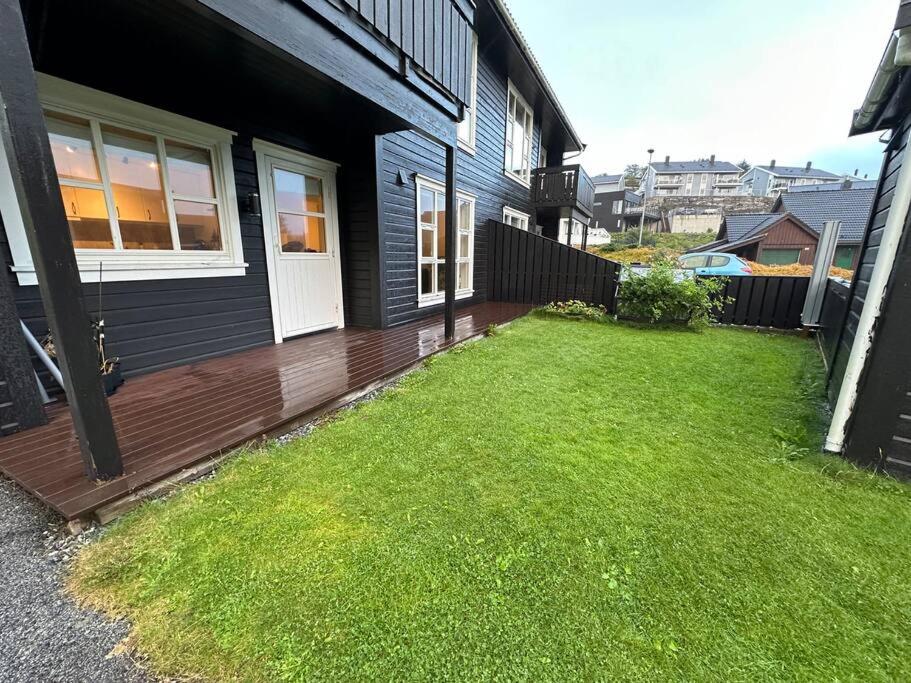 Photo 10