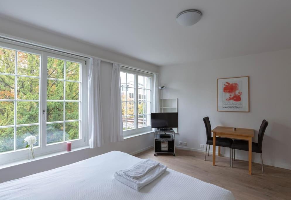 Charming studio in old town - UZ 12