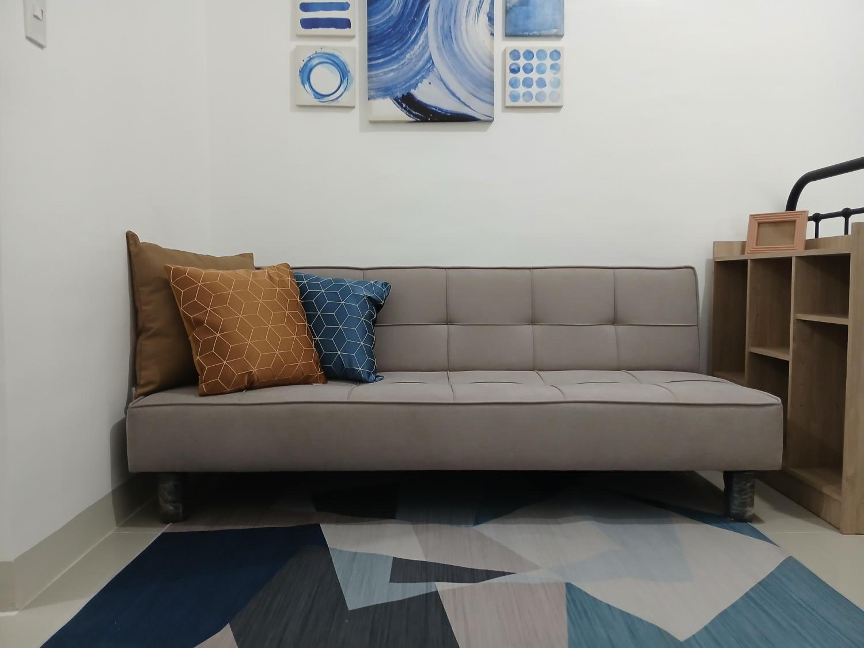 Cozy Urban Retreat at Victoria De Morato