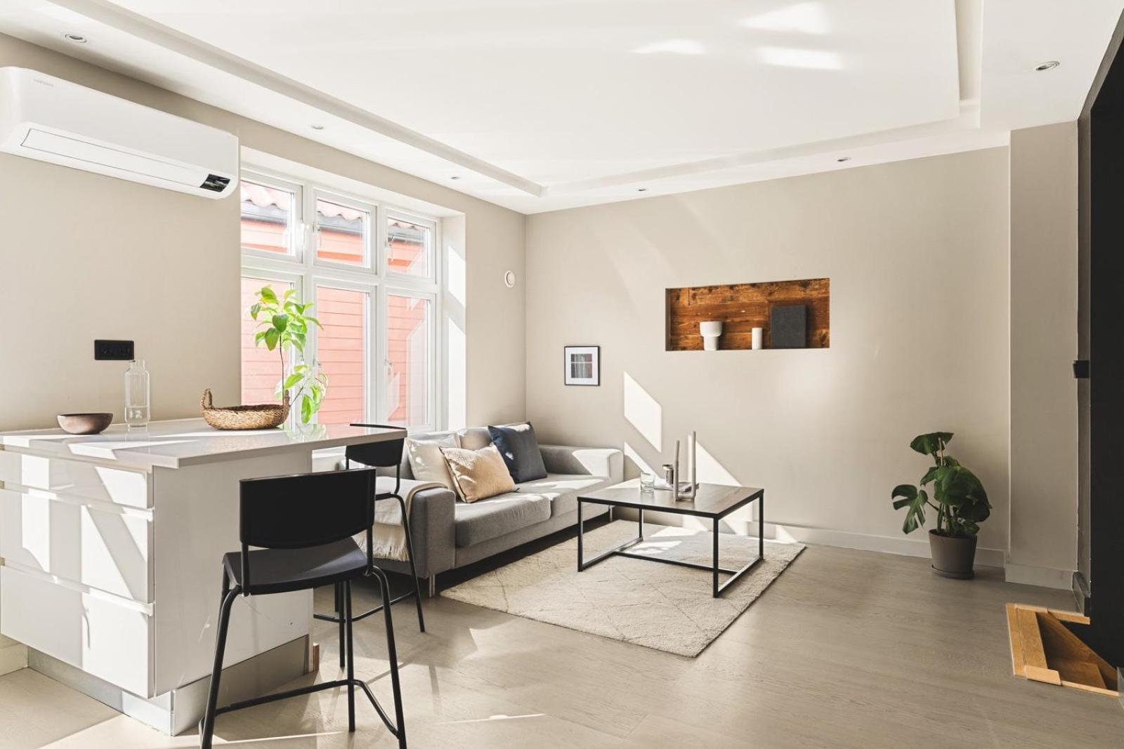 Spacious 3BR Apartment with Modern Comforts view 2