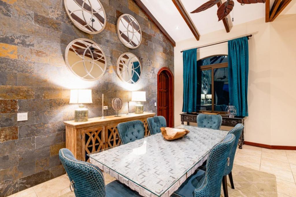 Casa Texvol 3br Villa W Ocean View Pool