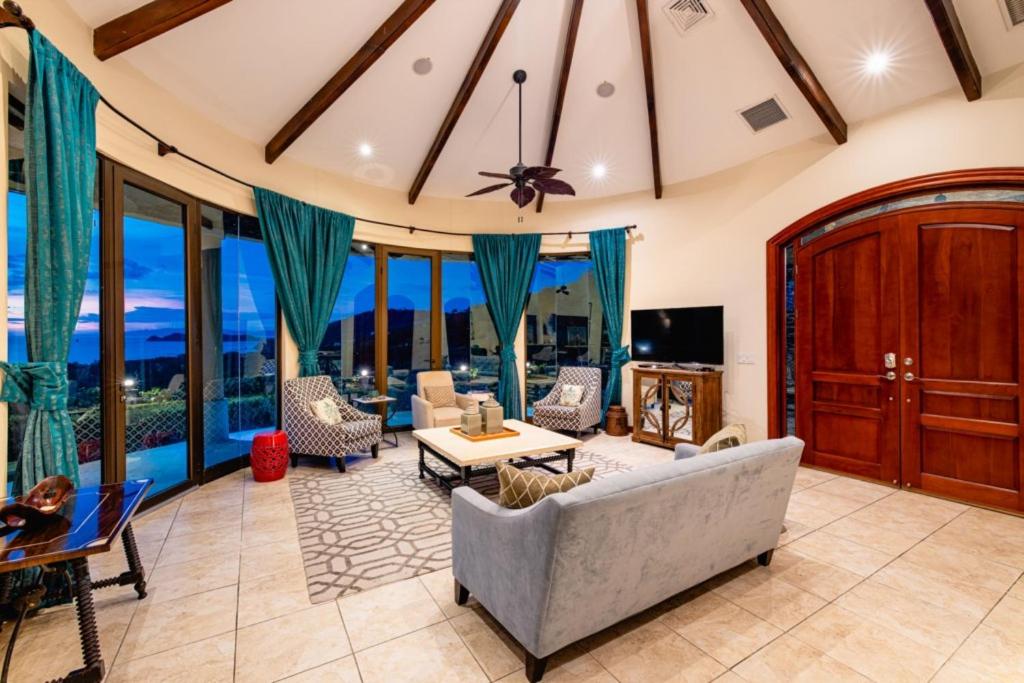 Casa Texvol 3br Villa W Ocean View Pool