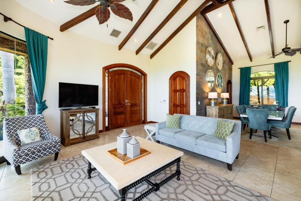 Casa Texvol 3br Villa W Ocean View Pool