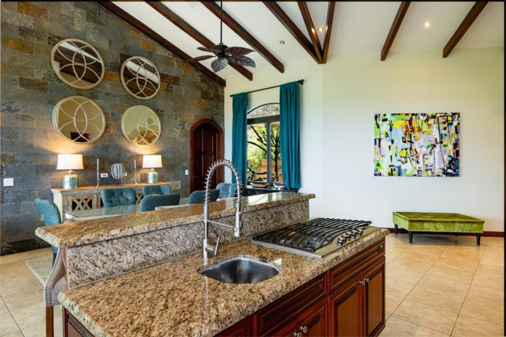 Casa Texvol 3br Villa W Ocean View Pool