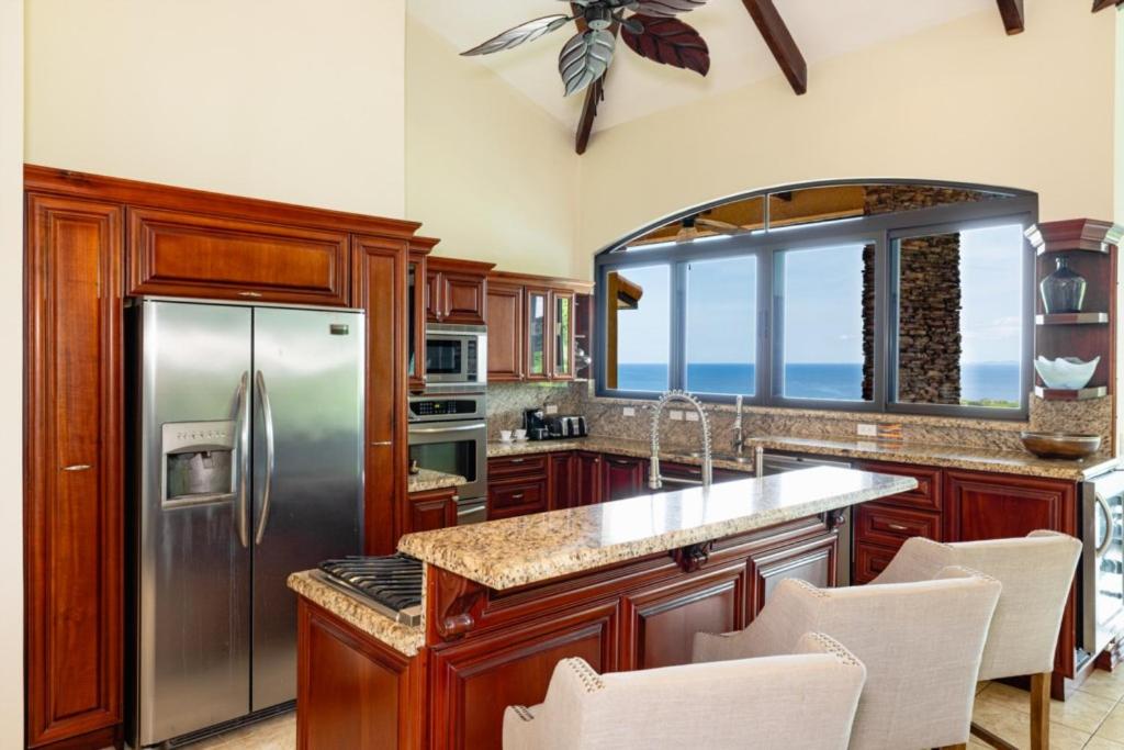 Casa Texvol 3br Villa W Ocean View Pool