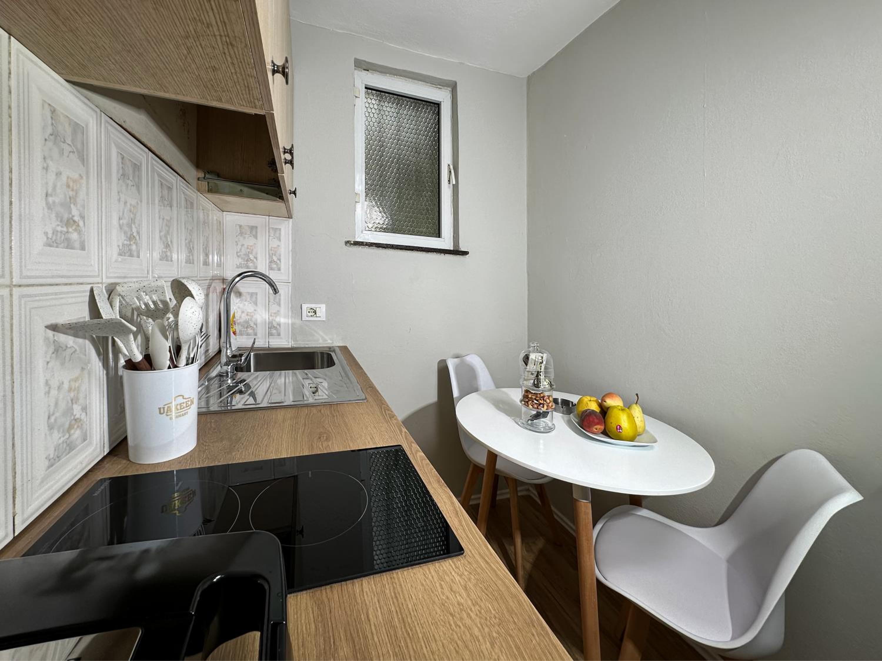 Home Select Tirana 3