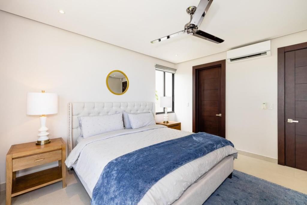Casa Napoleon New Luxe 4BR Villa w Ocean View
