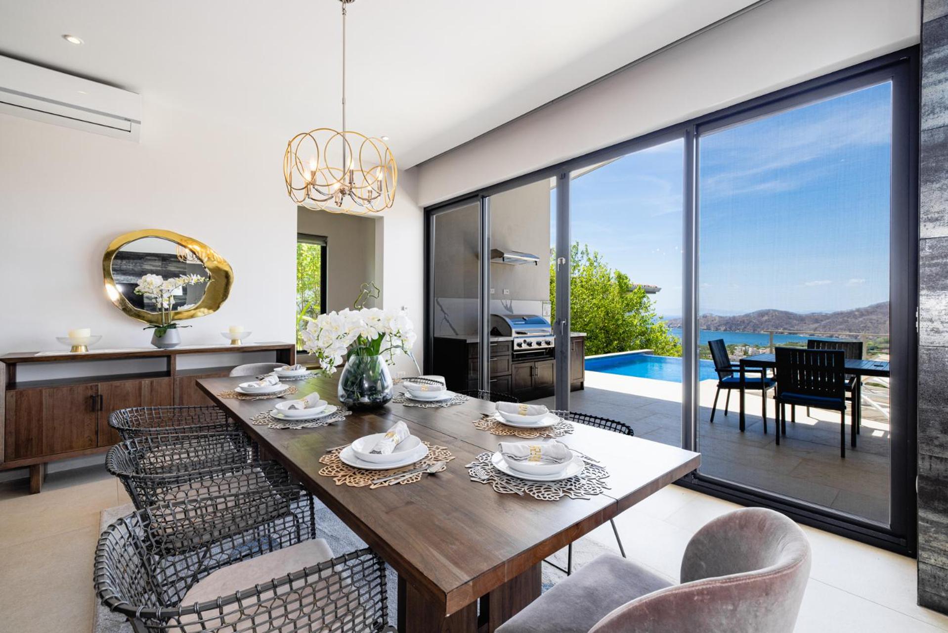 Casa Napoleon New Luxe 4BR Villa w Ocean View