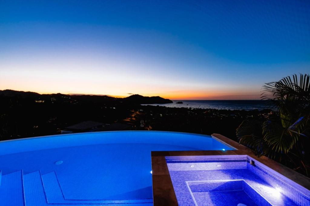 Pacifico 104 Casa Skyfall