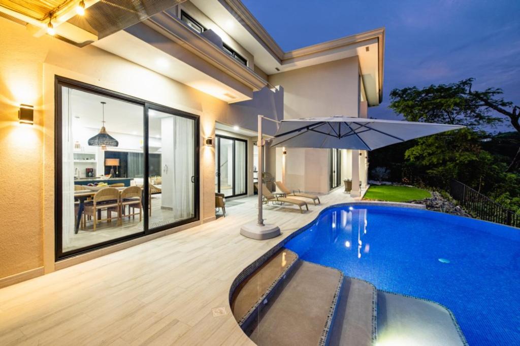 Casa Cito 4br Ocean-view Villa 8 Guests