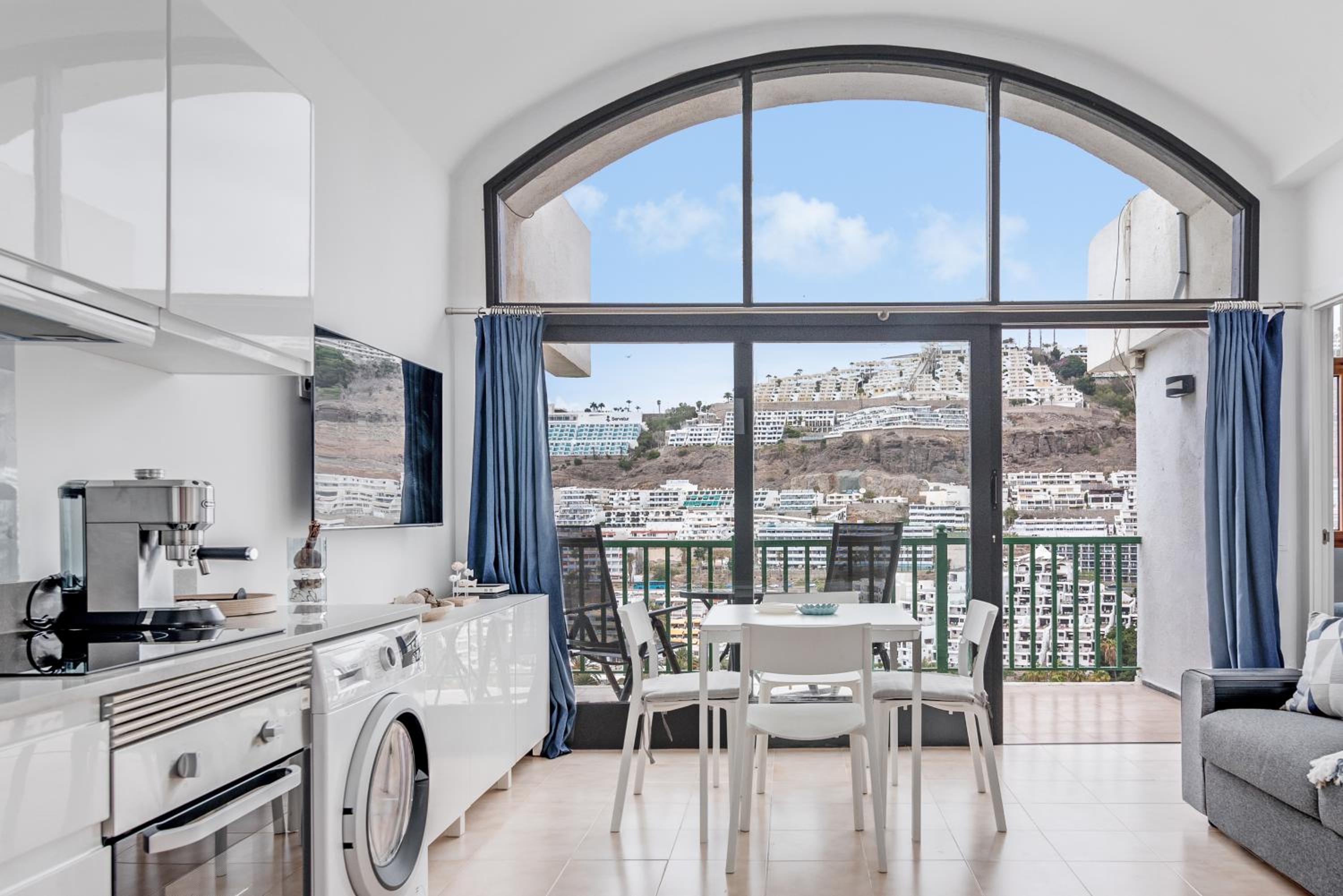 Modern Sea View Apartment Near Beach & Pool Puerto Rico view 2