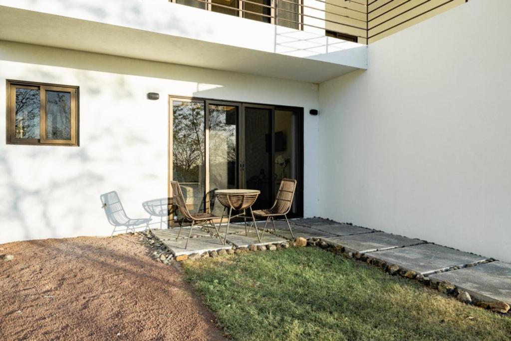 Casa Blanca 3 Master Suites & Pool Walk To Beach