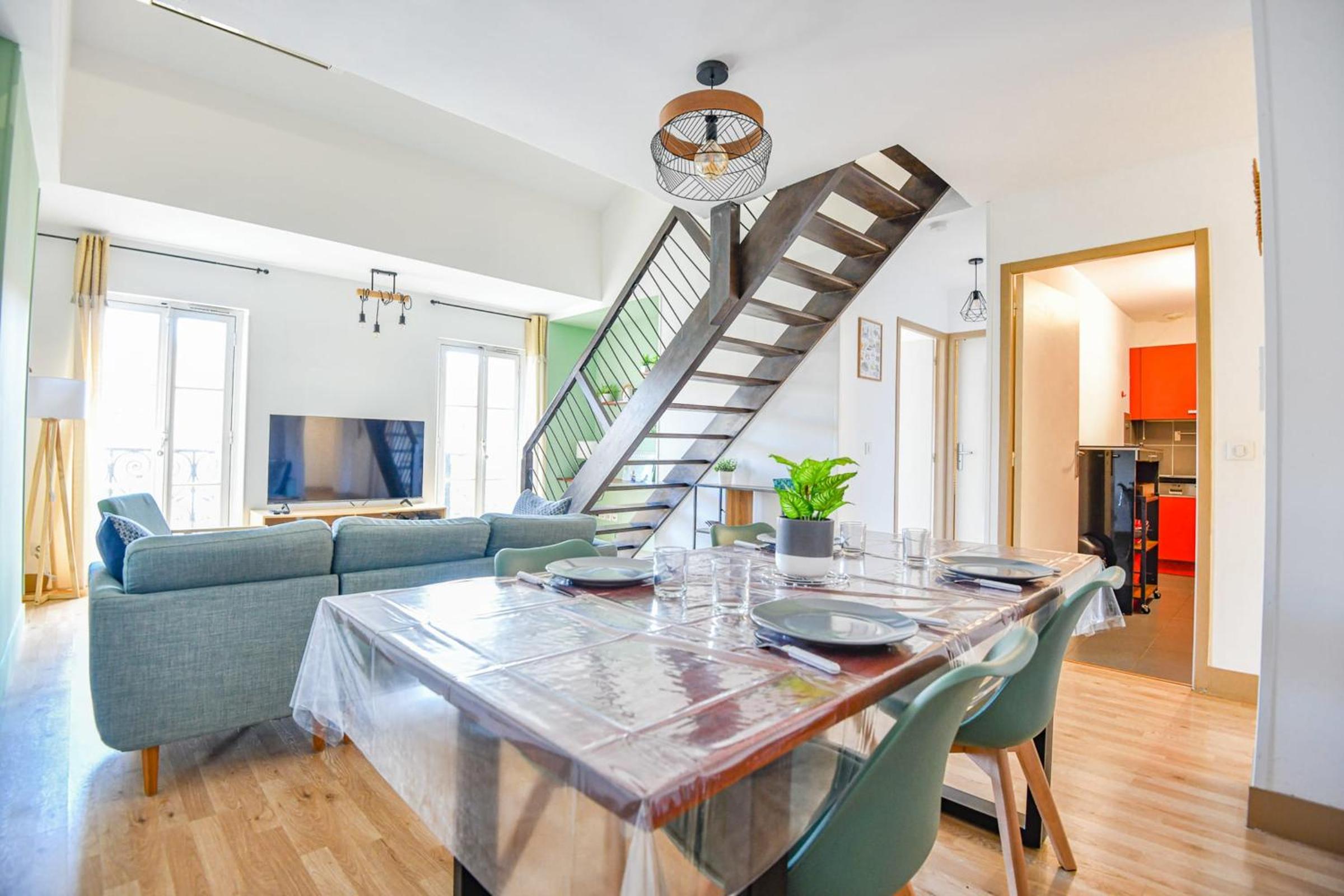 Le République - Beau duplex avec 2 ch hypercentre