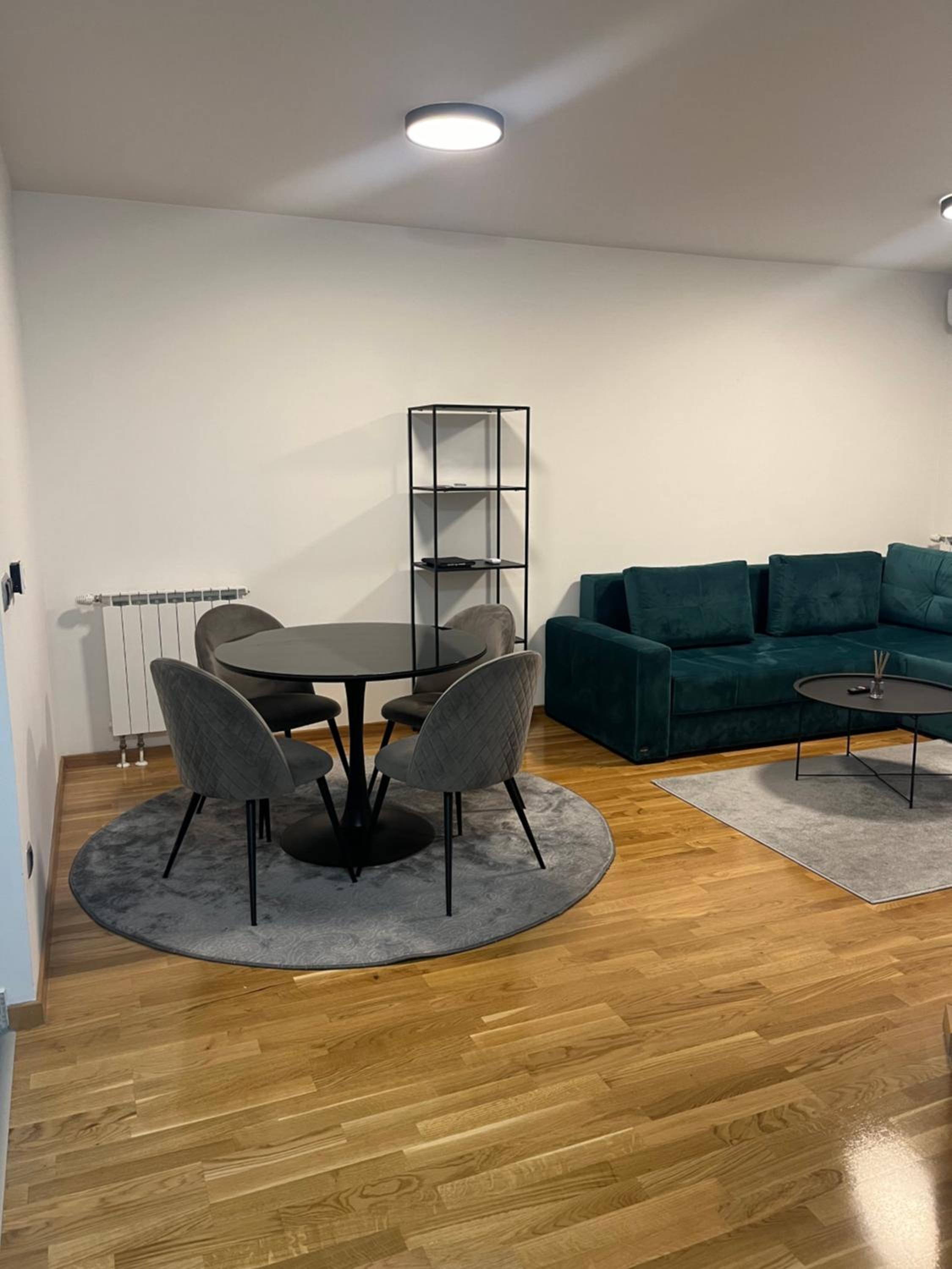 Lisboa Apartman Bulevar