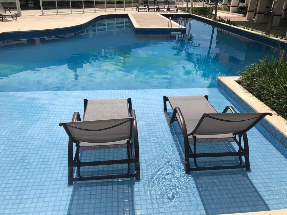Cód 51 - Apto com 2 suítes no Residencial Boulevard