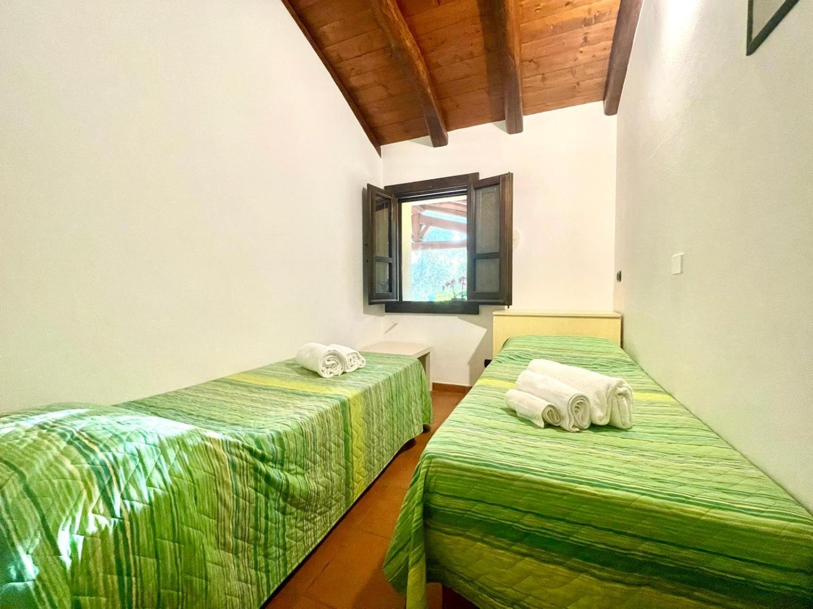 La Pergola Apartments view 4