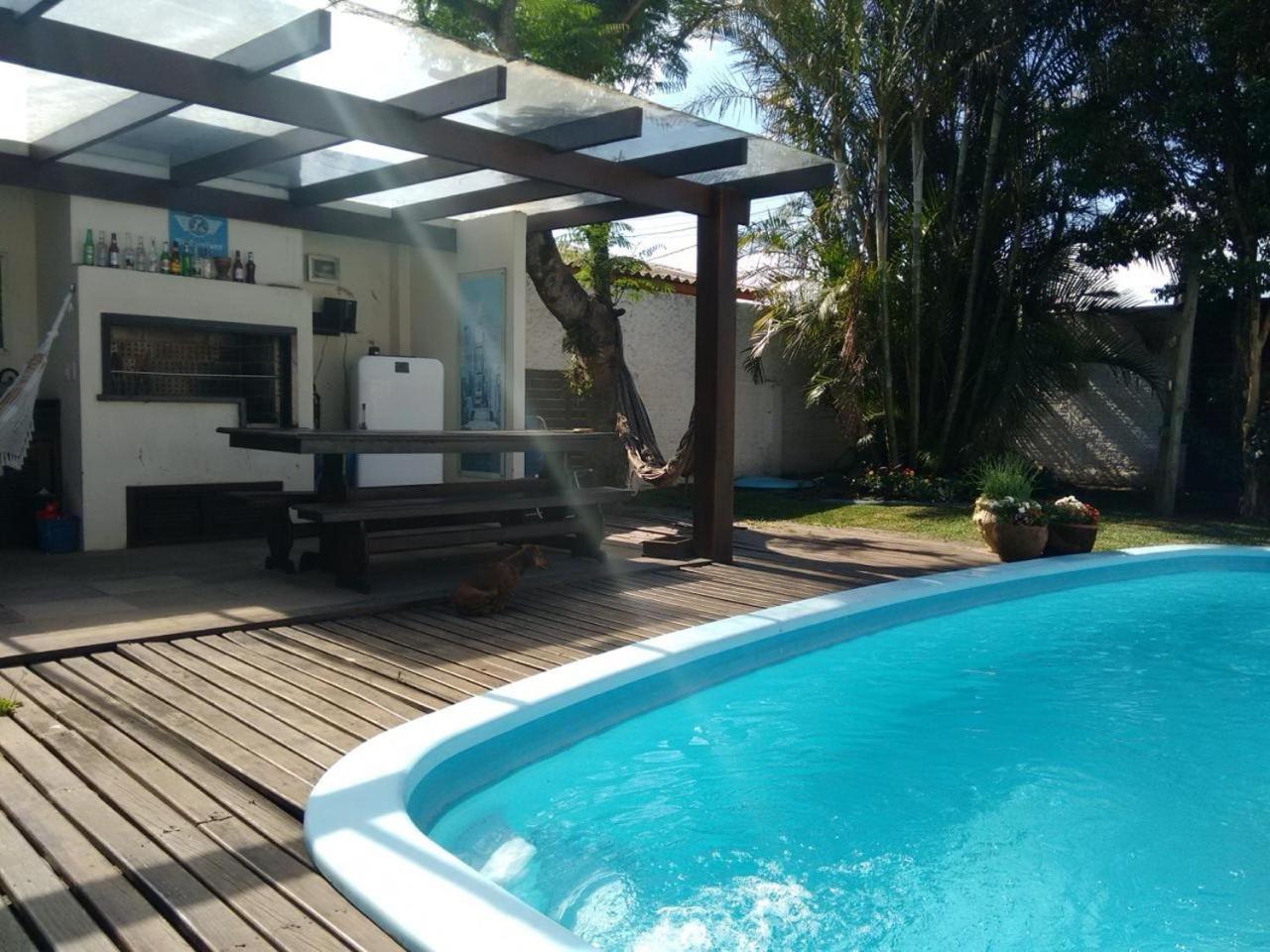 CASA AMPLA COM PISCINA em TORRES