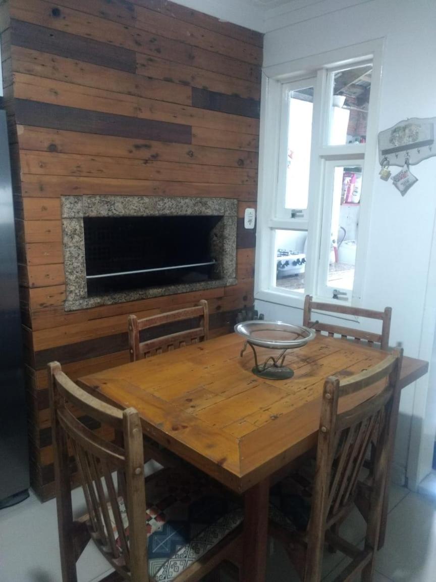 CASA AMPLA COM PISCINA em TORRES