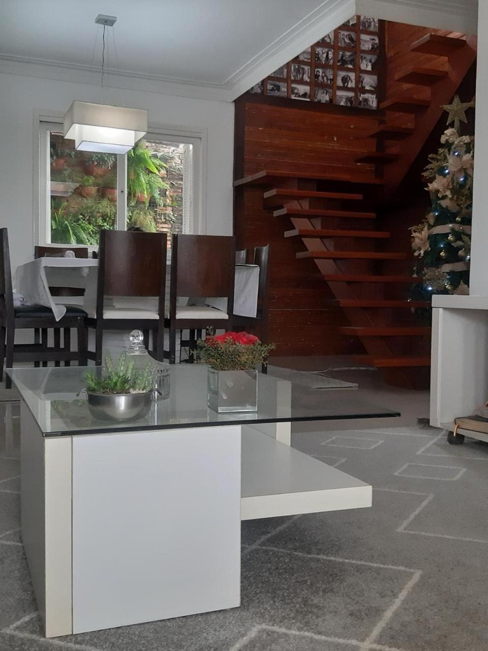 CASA AMPLA COM PISCINA em TORRES