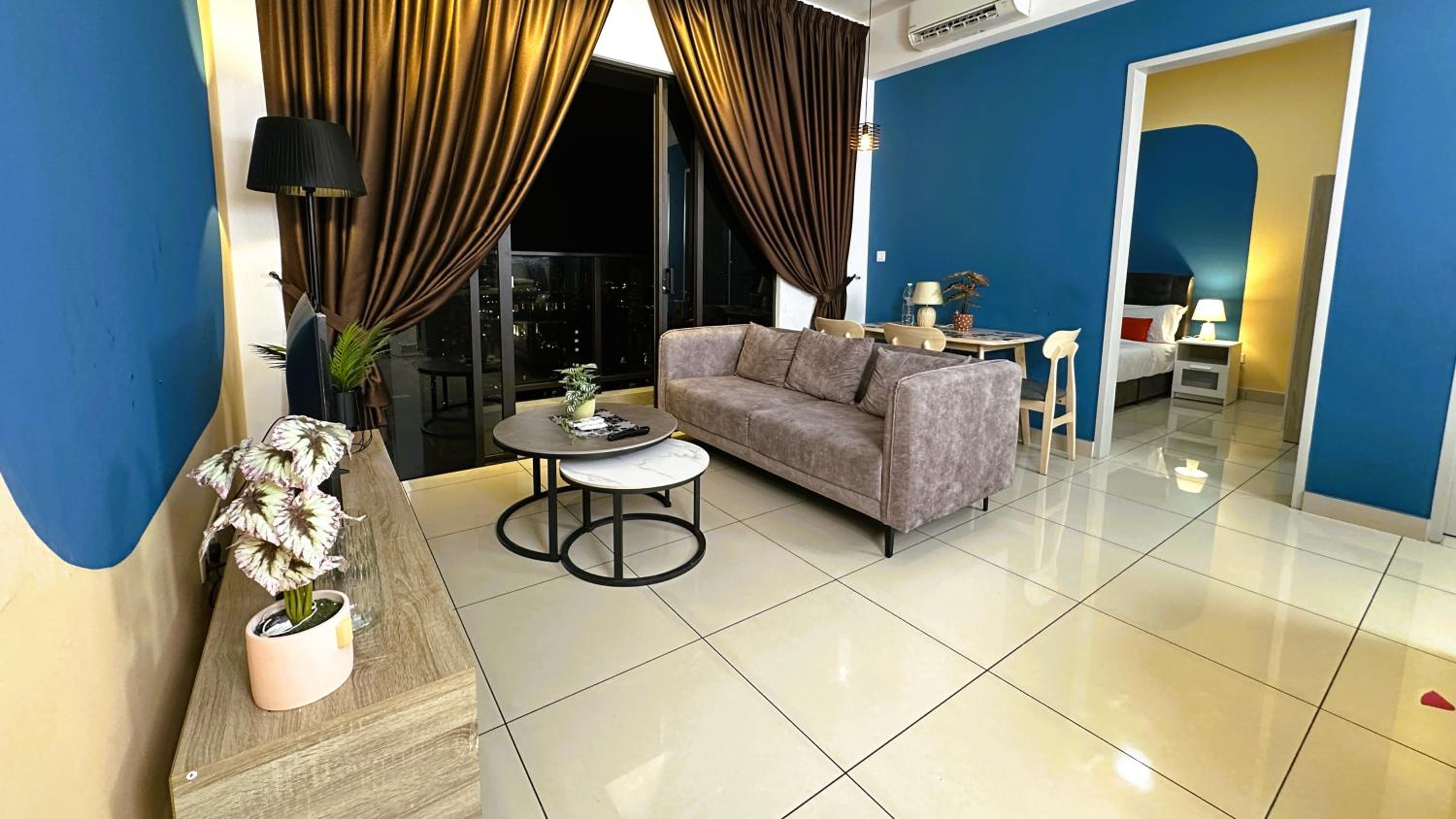 KLCC view 1BR service suite with Balcony Trion B5311 KL