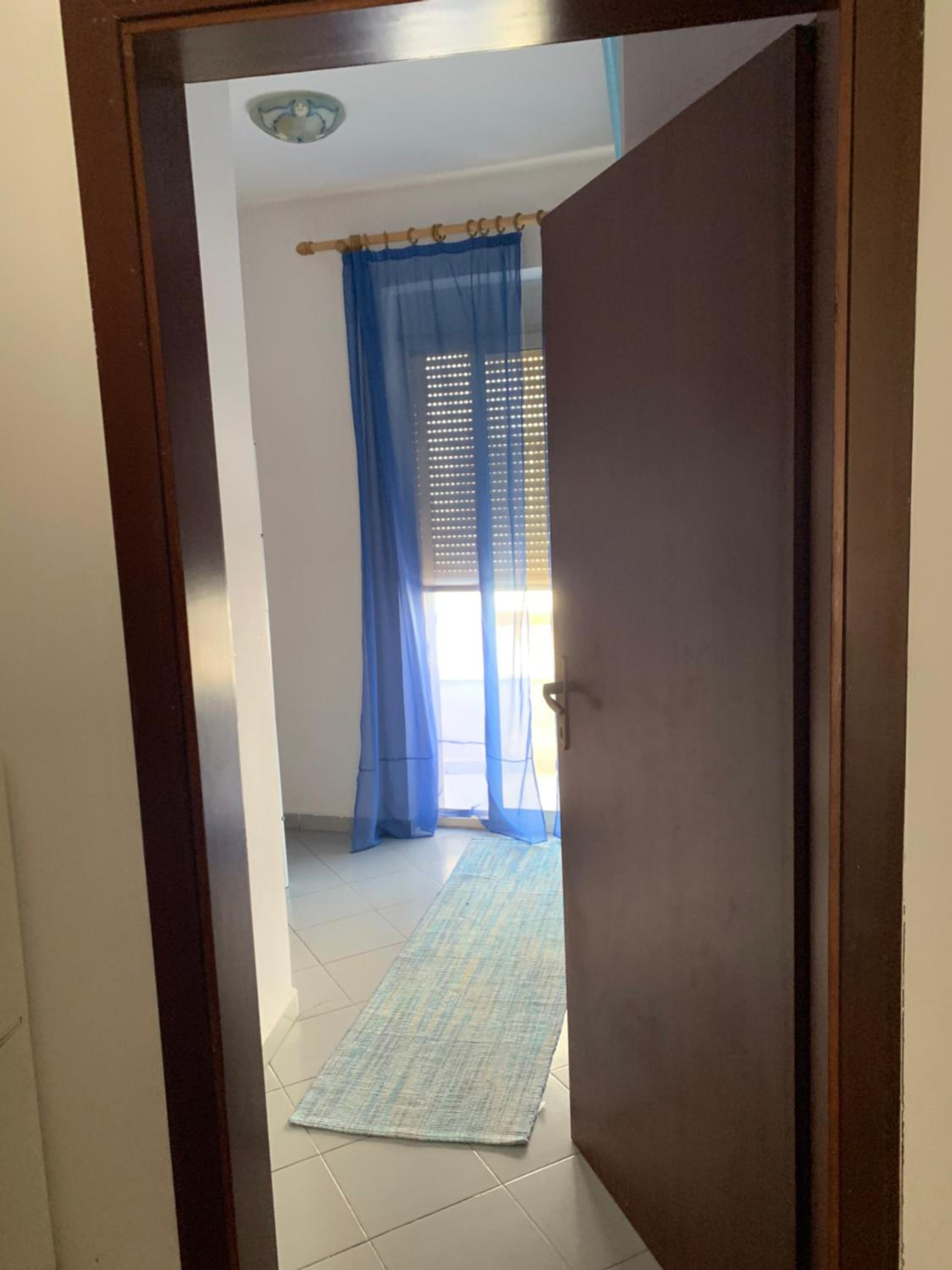 Cozy Anna Apartment ,Near the Sea, Central Location ,Rruga Pavaresia