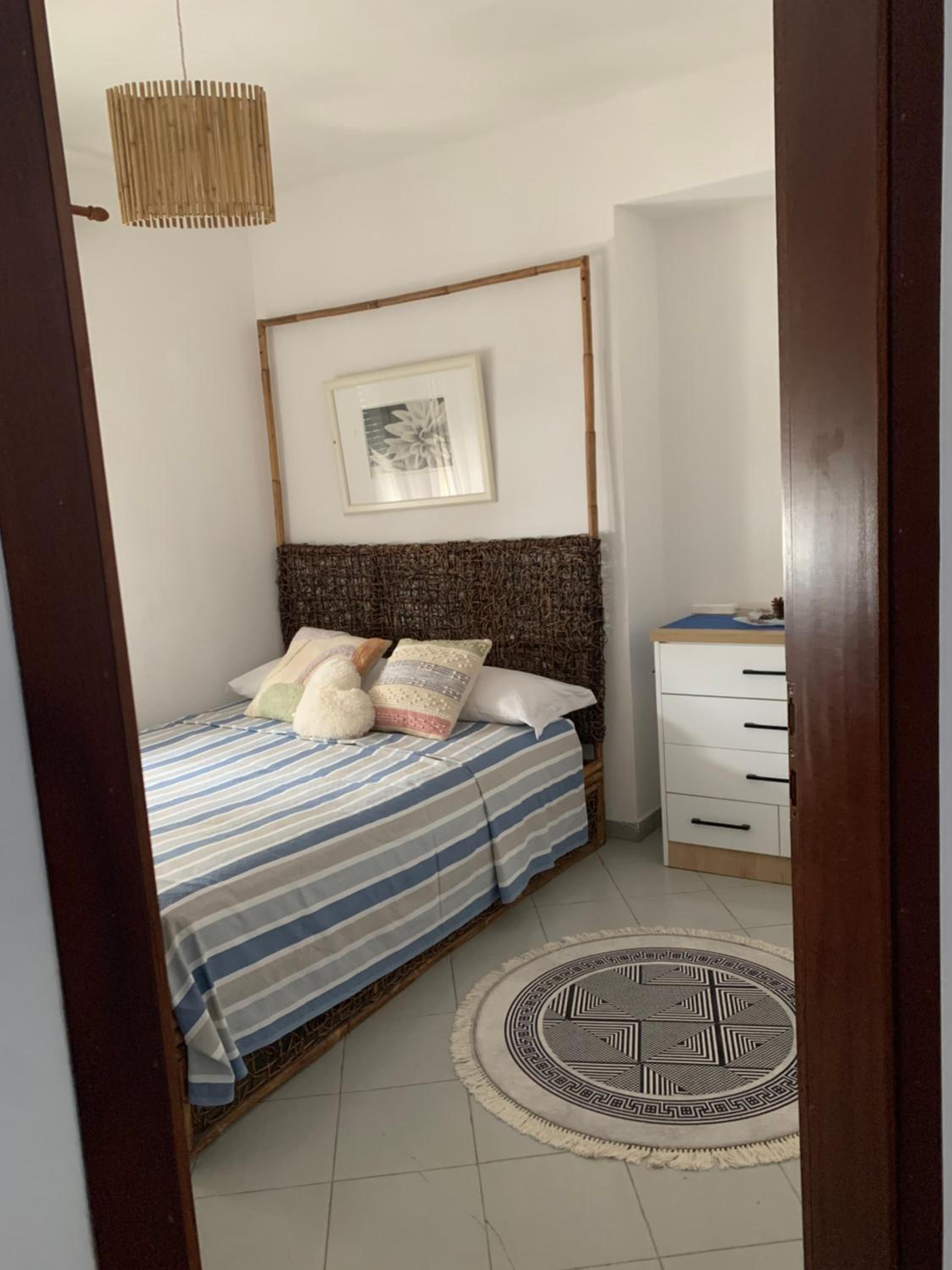 Cozy Anna Apartment ,Near the Sea, Central Location ,Rruga Pavaresia