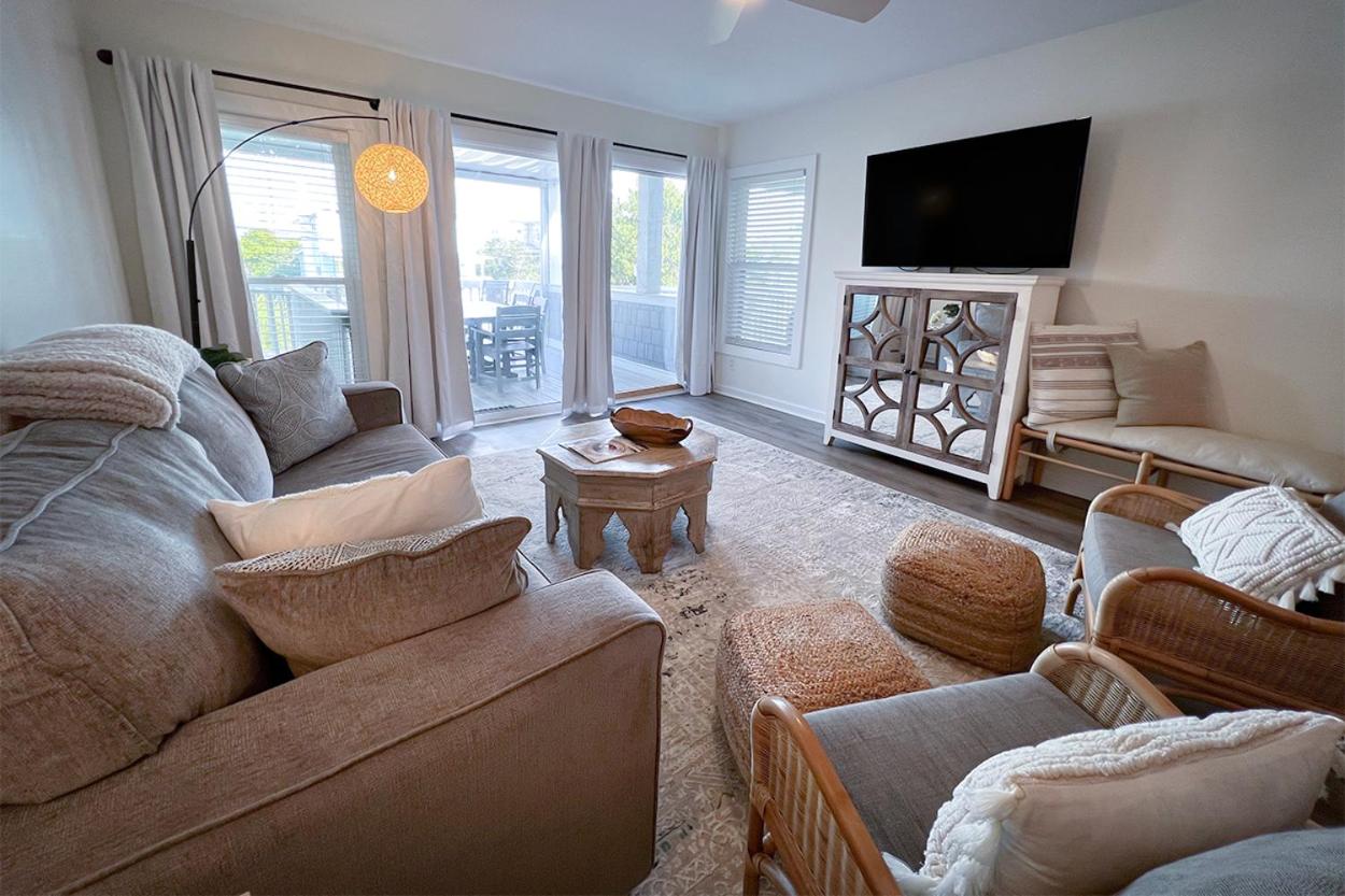 Surf N Turf by Sea Scape Properties view 3