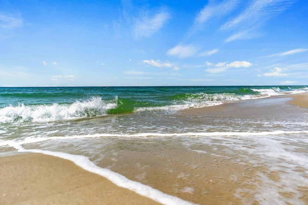 Sea Escape 2 BR Beachfront at Pinnacle Port view 2