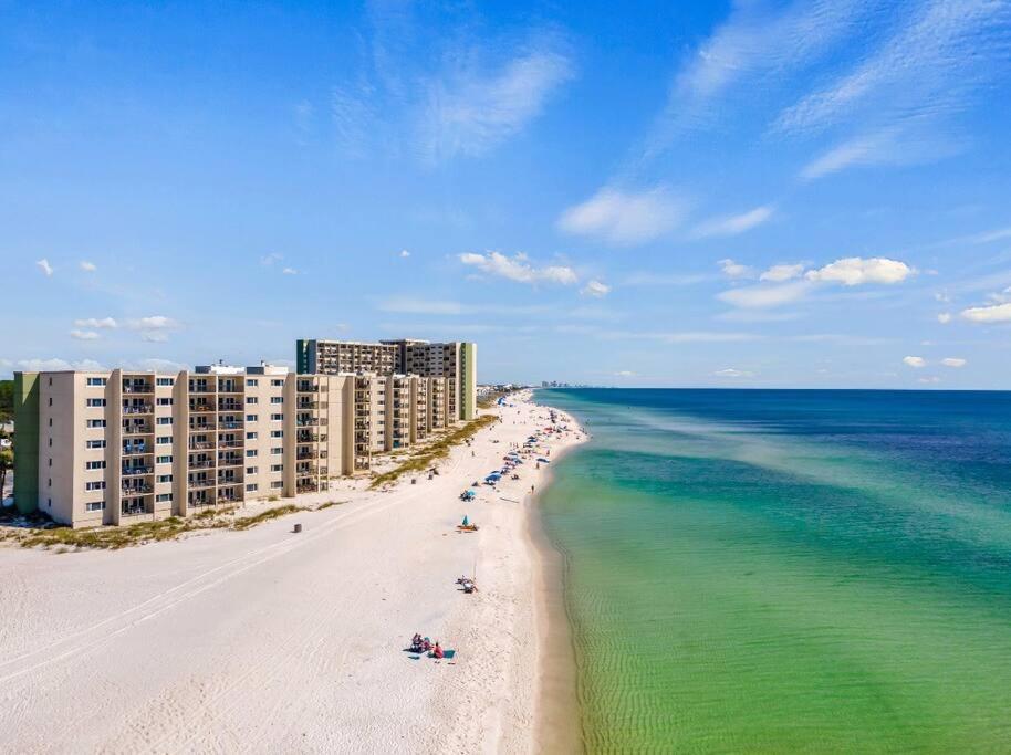 Sea Escape 2 BR Beachfront at Pinnacle Port view 3