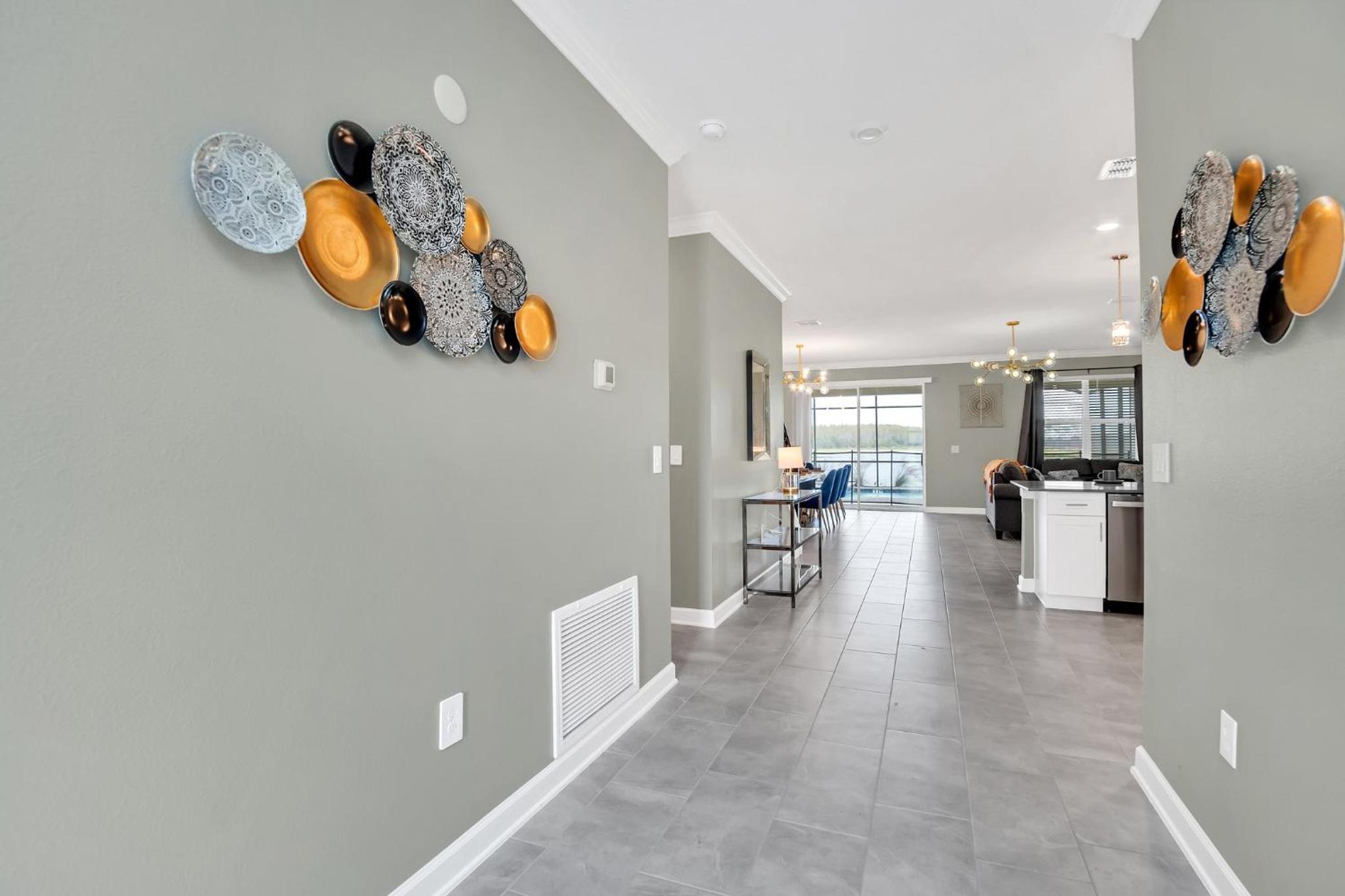 Disney'sToy Story Themed room and private pool/spa view 4