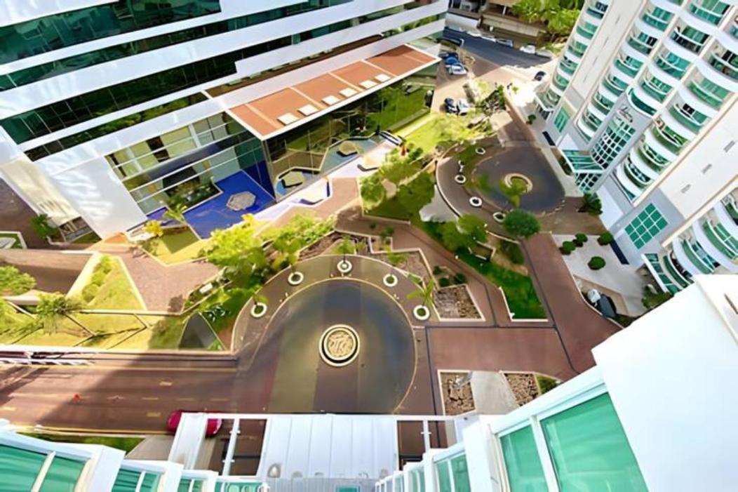 Hotel BSB STAY Premium Flats Particulares - Saint Moritz SHN - Image 1