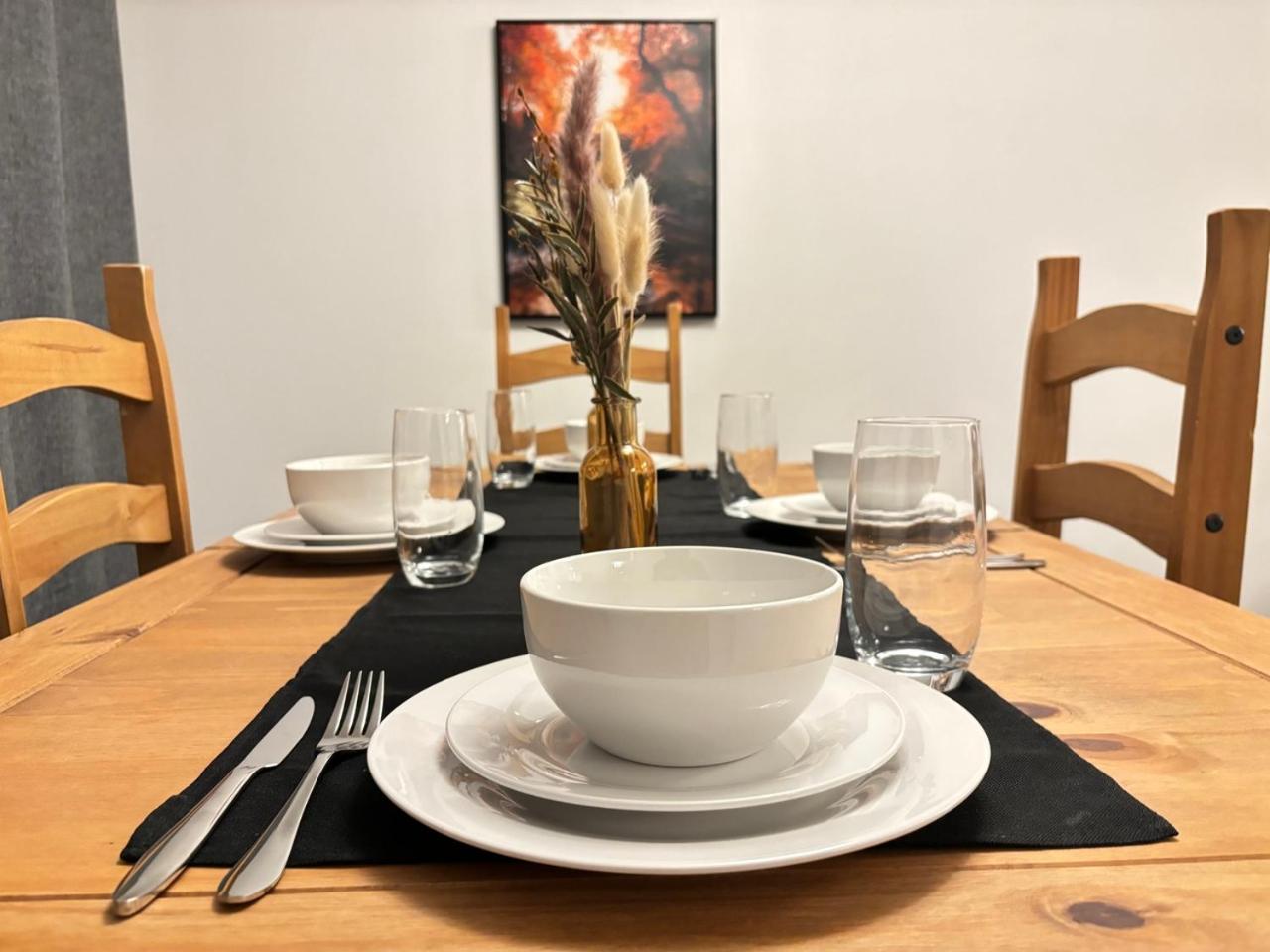 Stunning apartment in Reading near City Centre & Train Station view 5