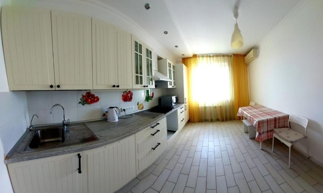 Traveler's house 81
