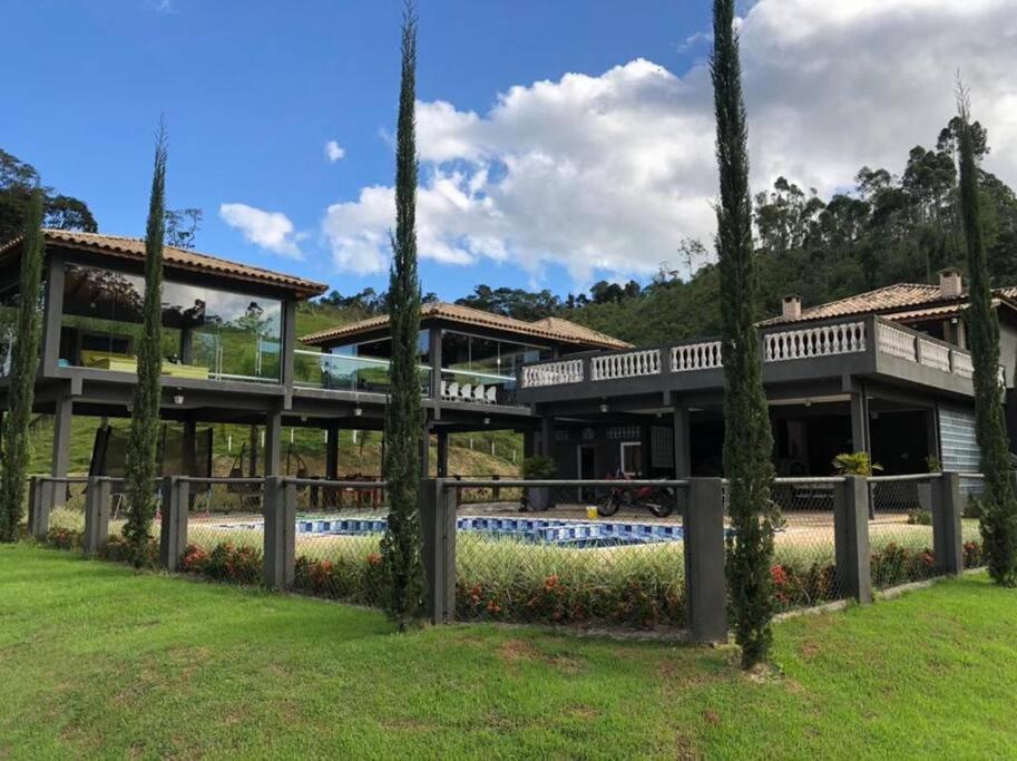 Rancho em Nazaré Paulista, Brasil