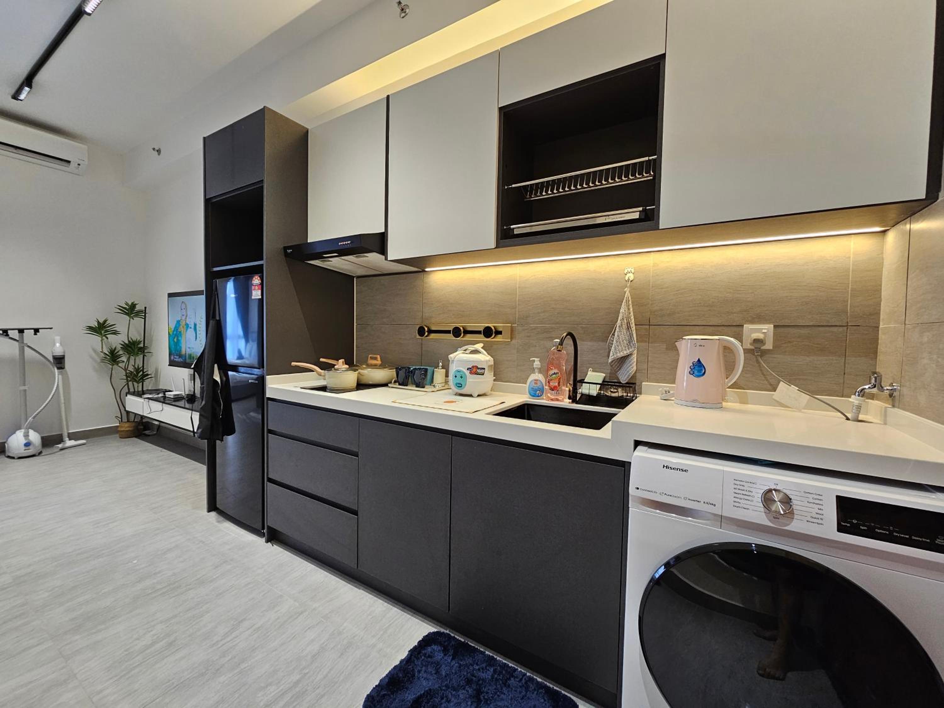 Setia Alam Executive Suite Walking Distance Convention Centre photo 4