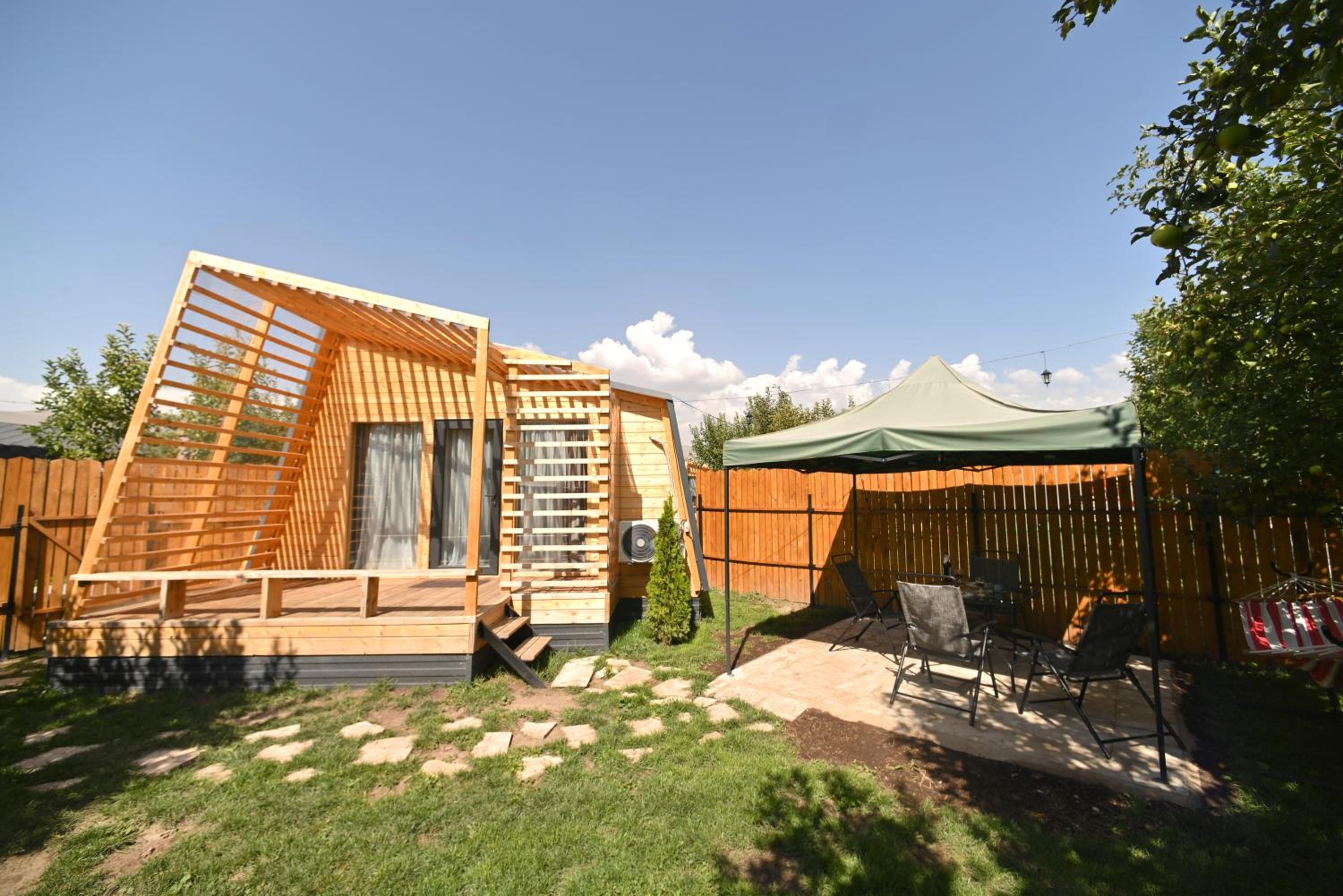 Hidden Garden Resort